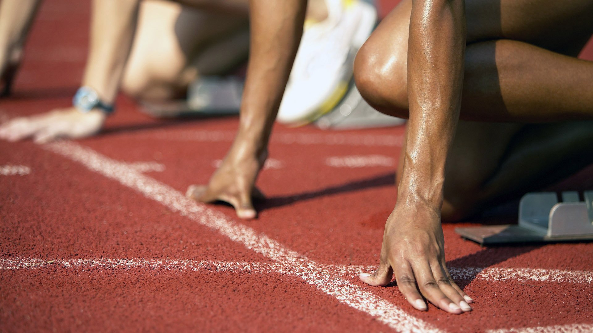 跳水难点克服突尼斯动作流畅，跳水 凸